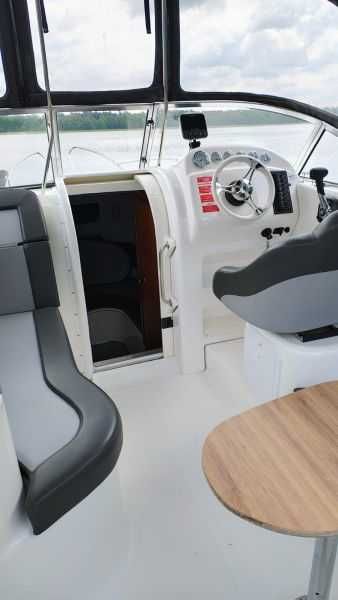 Łódź motorowa Coral 750 | 2020 r |