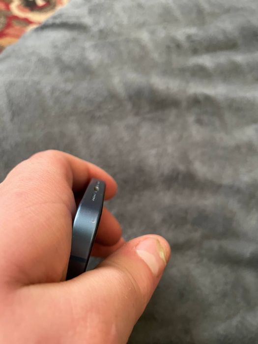 Продам айфон 13га 128