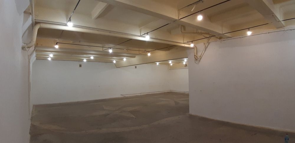 Оренда  приміщення 270м2 (100грн/м2) на Ринку "НИВА" ( ел.17КВТ)