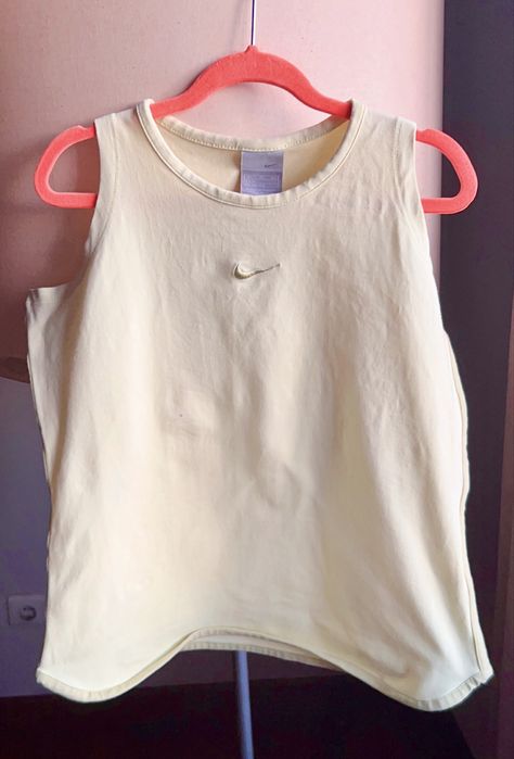 Top sem manga da Nike