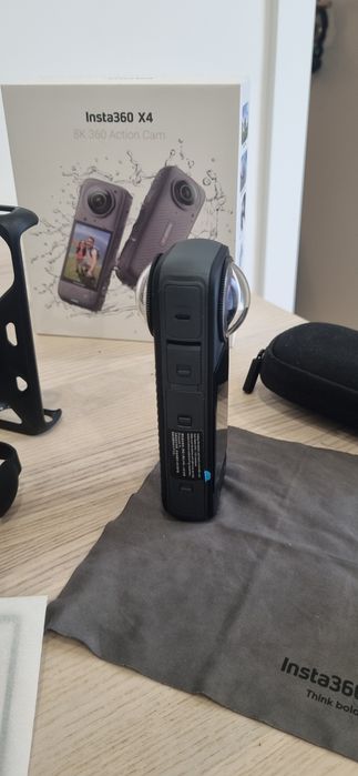 Câmera insta 360 X4