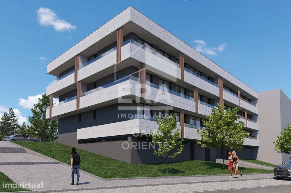 Apartamento T2 Novo no Último Piso com Varanda
