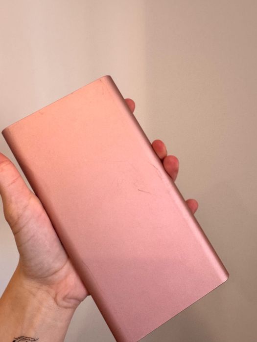 Powerbank Yoobao Rosa Usado (com marcas)
