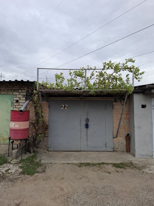 Продам гараж. Кооператив Гаражний (Попова)
