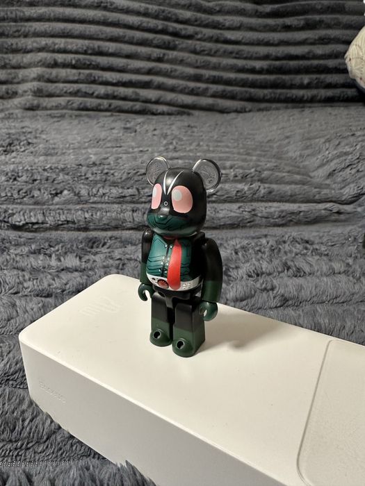 Bearbrick Kamen Rider (100%)