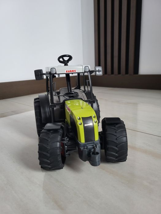 Bruder traktor Claas