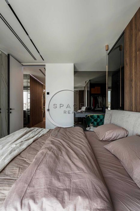 Оренда 3-х квартири ЖК Chicago Central House 101 м2  вулиця Антоновича 44