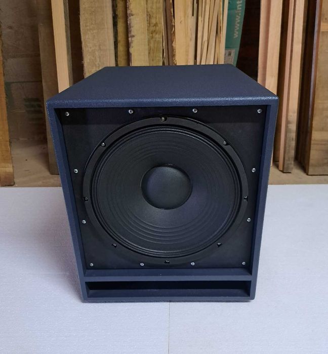 Colunas de som profissional