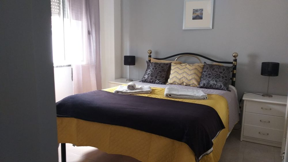 ALGARVE Tavira casa t2 com terraço e barbecue no centro