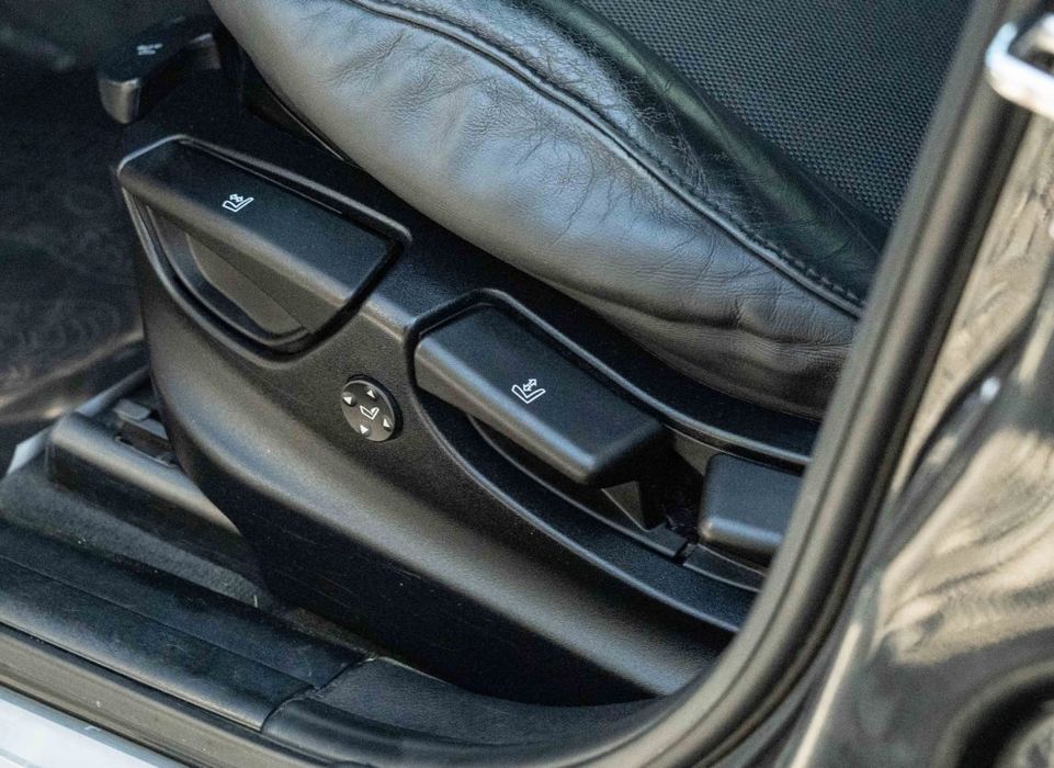 БМВ E83  Х3  3.0si