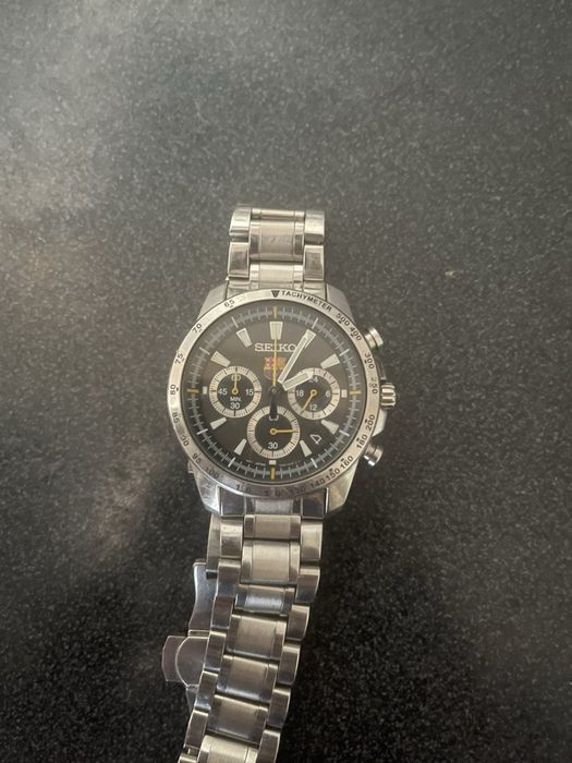 Часы seiko SSB073P1, выпущенные в рамках лимитированной серии FC Barcelona.