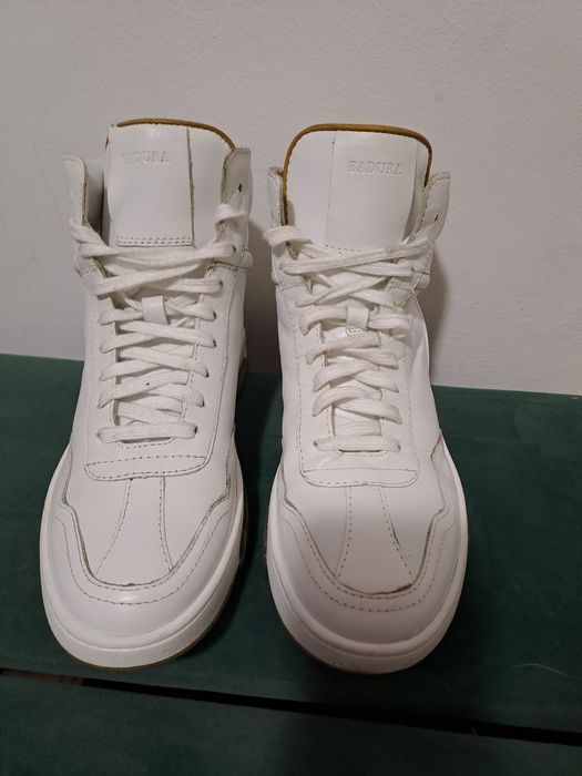 Жіночі кожанні кросівки