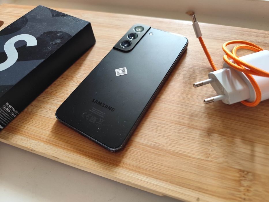 Samsung S22 8GB/128GB