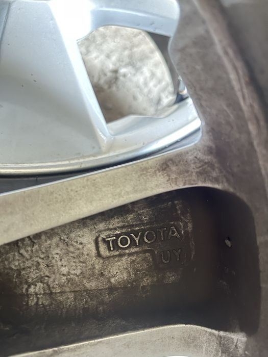 Летние шины 235 55 18 Pirelli диски 5 114.3 18 Lexus