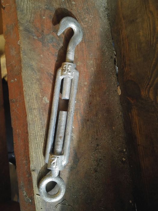 Натяжитель цепи троса