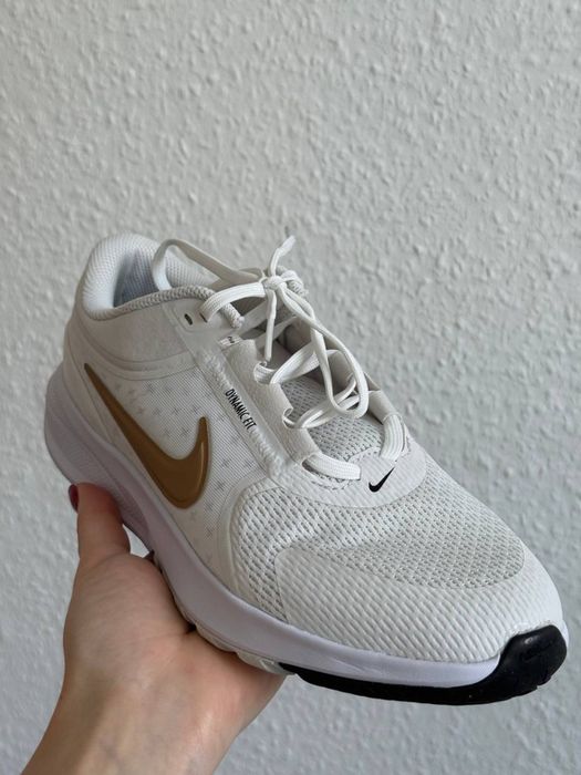 Кроссiвки Nike Downshifter