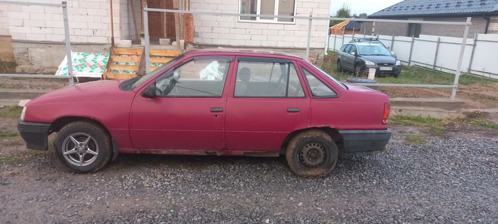 Продам Опель Кадет