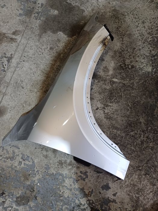 Крыло Volvo XC90 правое детали кузова/разборка