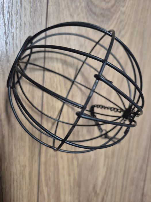 Kula na siano dla świnki morskiej