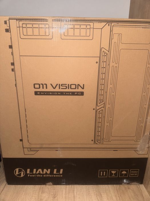 Корпус Lian Li O11 Vision White