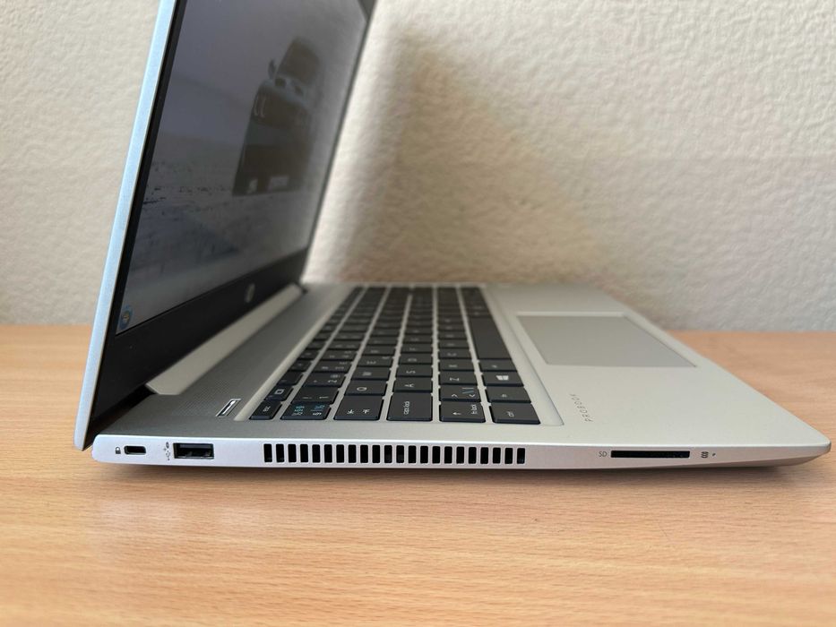 HP ProBook 445 G7 14" IPS FHD Ryzen 3 4300U/8GB/256M.2/Vega5 /WebCam