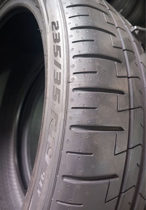 Pneus 235/35/19 Pirelli PZero Pz4 Dot2023