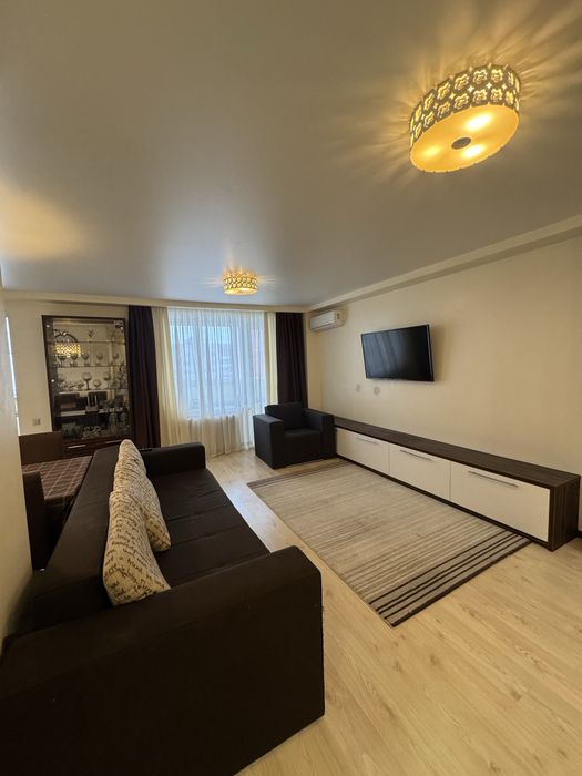 Оренда стильної  євротрійки вул.Конякіна