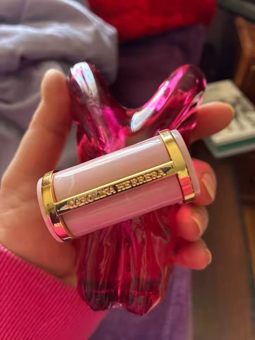 Perfume Carolina Herrera “La Bomba” 80 ML