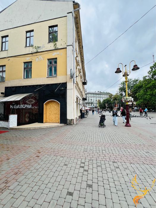 Продаж комерційного приміщення в самому центрі Івано-Франківська