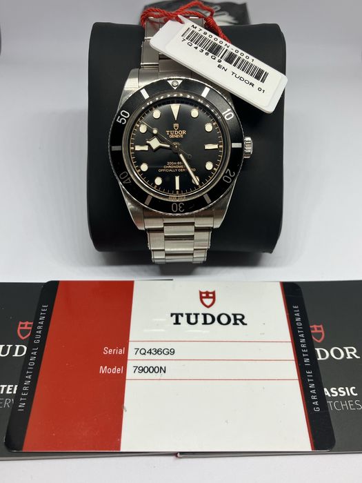 Годинник Tudor Black Bay 37mm
