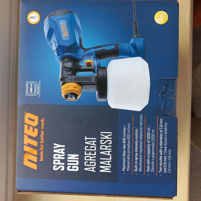 Agregat pistolet  malarski Niteo 230 V Moc 450 W komplet z akcesoriami