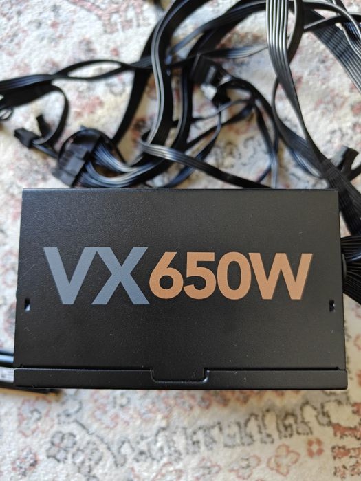 Fonte de Alimentação Nox Urano VX650W