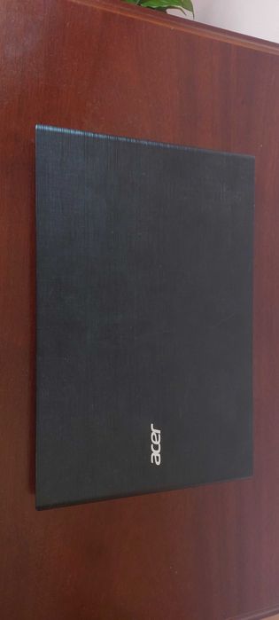 Portátil Acer Aspire E5-573G-501U