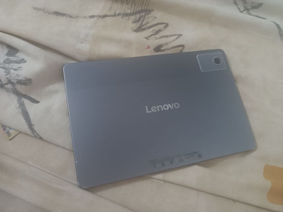 Tablete lemovo vomprado por 300