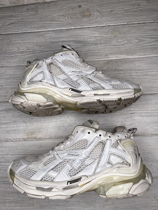 Нереальные модные balenciaga runner white (для ценителей )
