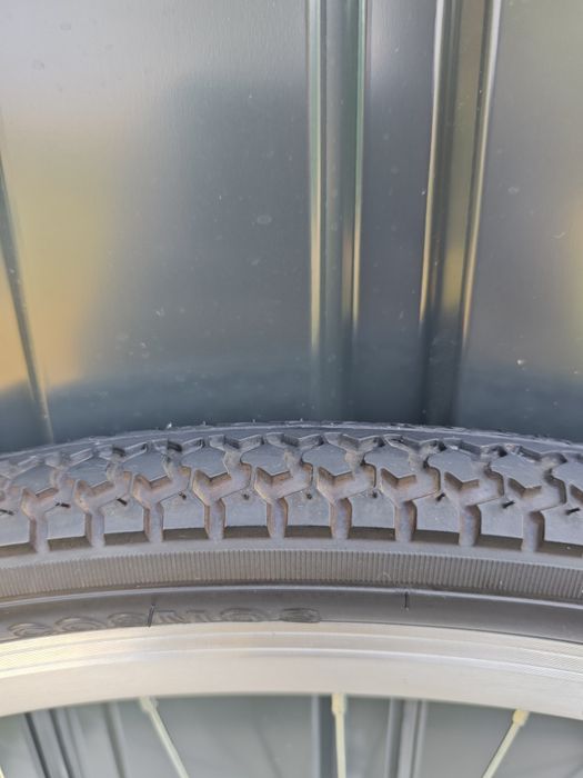 Koło 28 cali 47-622 700x45c kenda kosmos