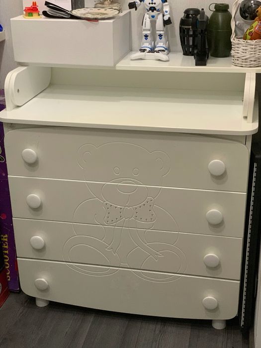 Дитяча Шафа і комод пеленатор. Veres