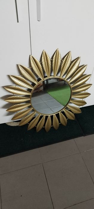 Conjunto Espelho e mesa espelhada