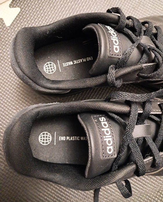 Czarne buty Adidas 41 1/2 court platform damskie unisex adidasy GV8995