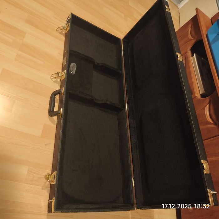 Futerał Do Gitary Hard Case Boston Złoto Czarny Jak Nowy