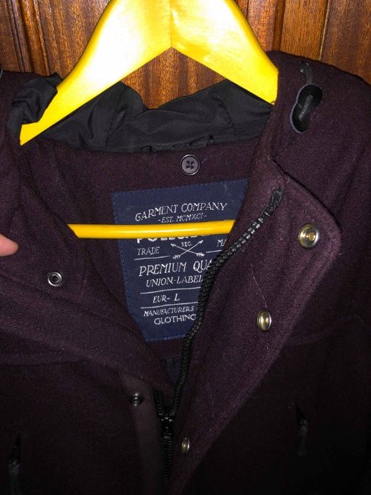 Casacos Homem Pull Bear e Berskha