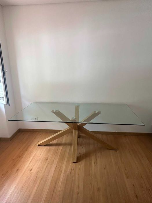 Mesa de sal em vidro