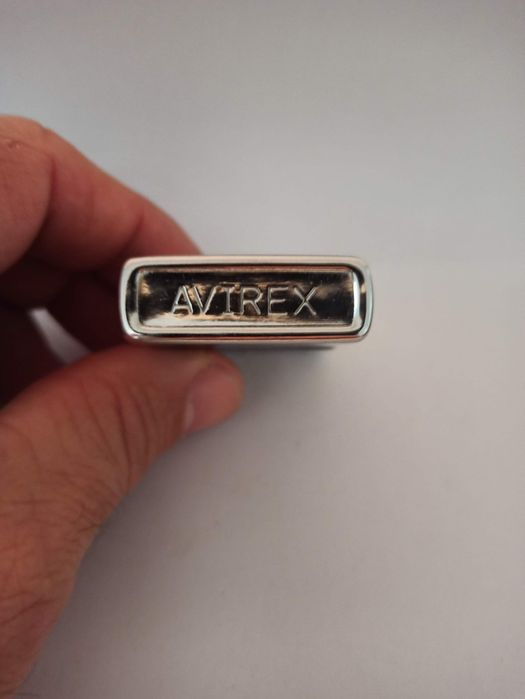 Isqueiro Buy Avirex USA antigo