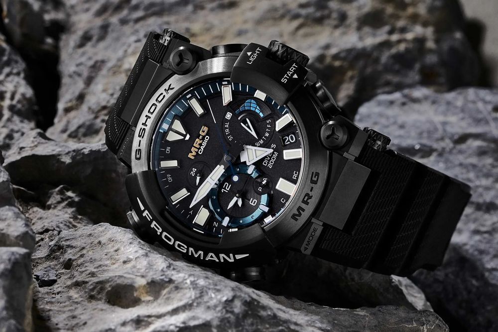 Часы Casio MRG-BF1000R -1A ! Оригинал! Фирменная гарантия 2 года!