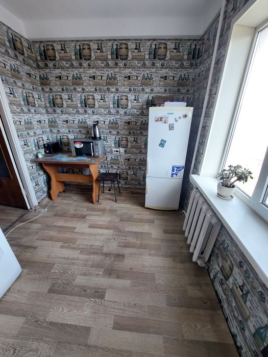 3-х комн квартира Днепровский район