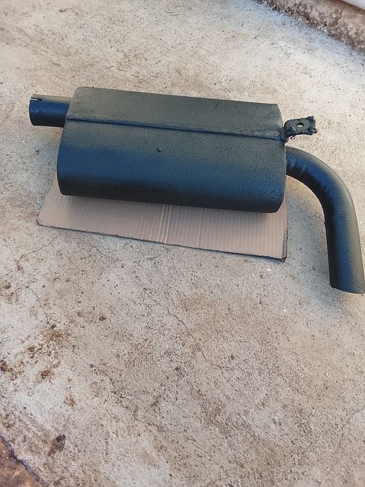 Panela de escape trator forde