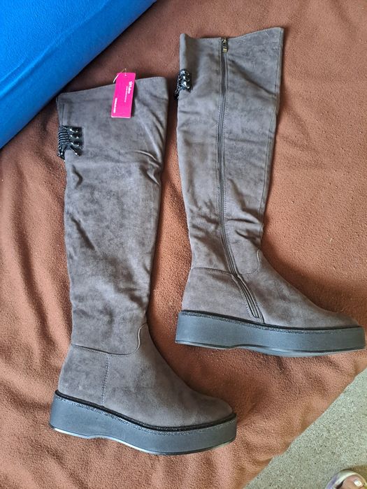 Wysokie kozaki rozmiar 40