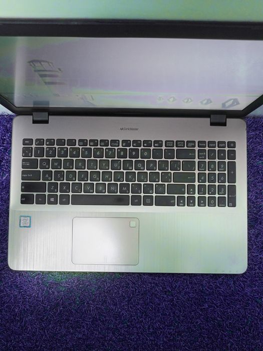 Ноутбук ASUS X542U