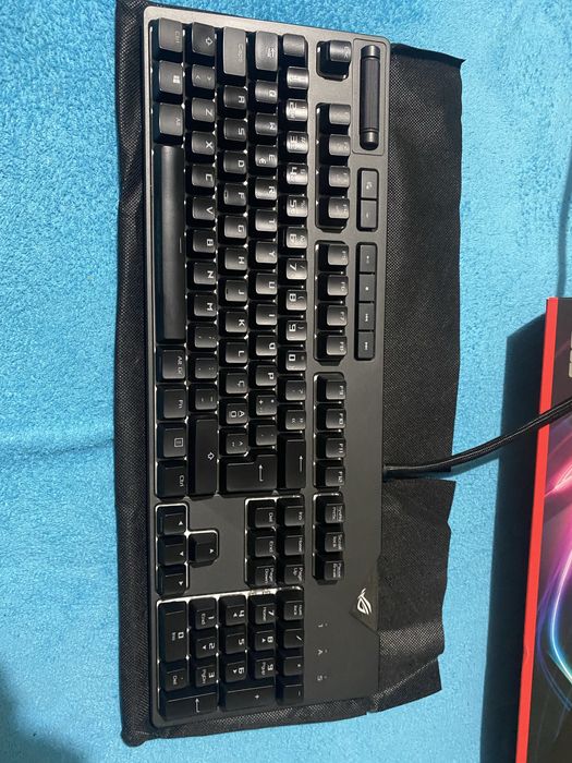 Teclado Mecânico ASUS ROG Strix Flare