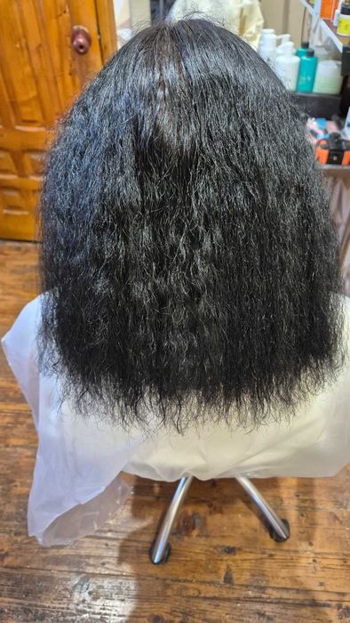 Моделі кератин, ботокс, холодне відновлення волосся